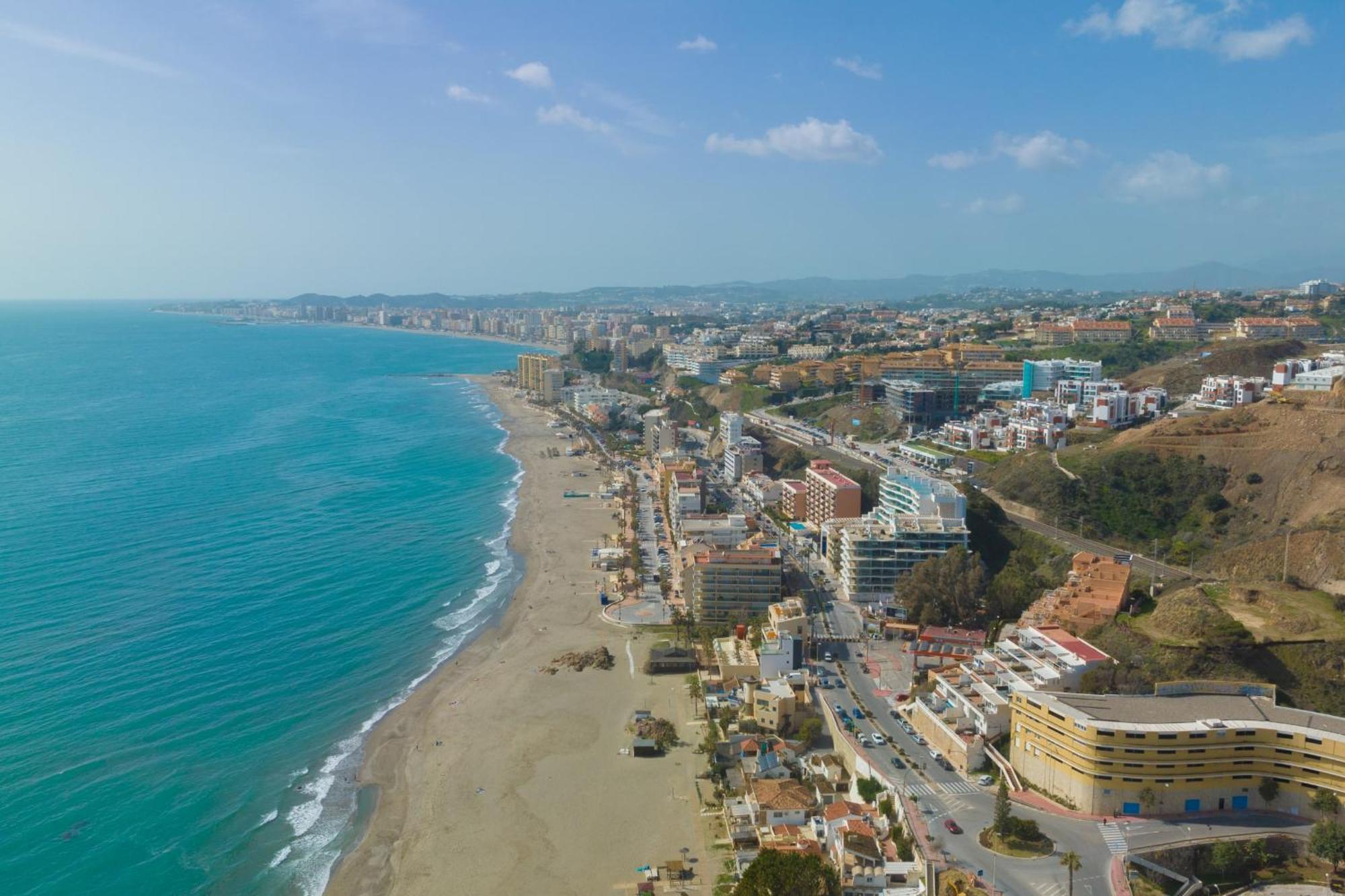 Luxurious 3 Bed With A Lovely Sea View In Carvajal * Benalmádena
